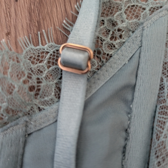 NWT Victoria's Secret Dream Angels Unlined Lace Up Corset Top in Sage Dust Small - Picture 12 of 12